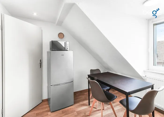 Bege Smartdesk Lejlighed *